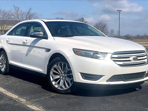 Used 2013 Ford Taurus Limited image 1
