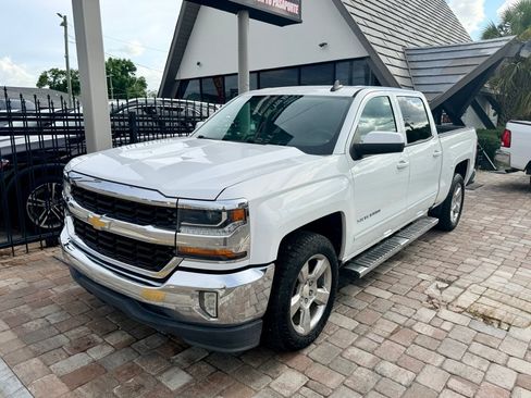 Used 2017 Chevrolet Silverado 1500 LT w/ All Star Edition RWD image 28