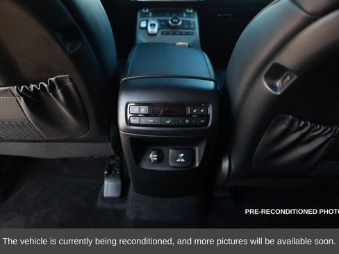 Used 2022 Hyundai Palisade Limited image 32