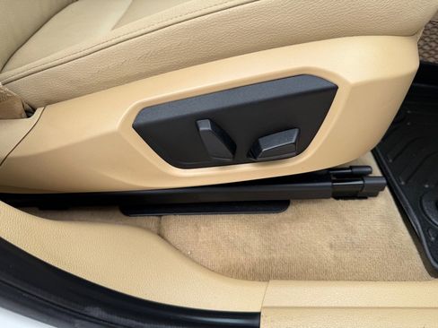 Used 2015 BMW X3 sDrive28i w/ Driver Assistance Package image 25