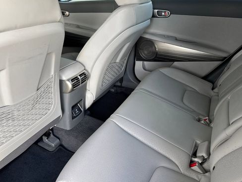 Used 2019 Hyundai Nexo Limited image 16