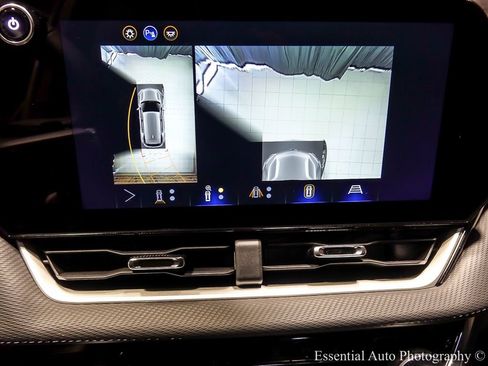 New 2026 Chevrolet Equinox LT w/ Convenience Package II AWD/4WD image 18