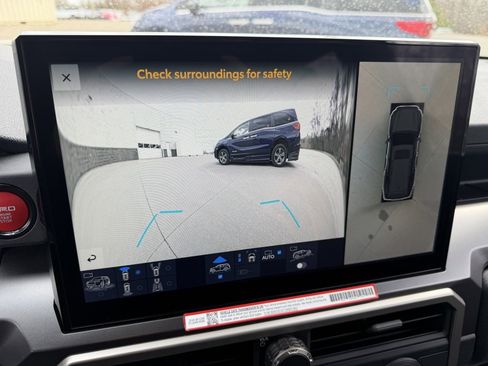 Used 2025 Toyota 4Runner TRD Off-Road Premium image 23