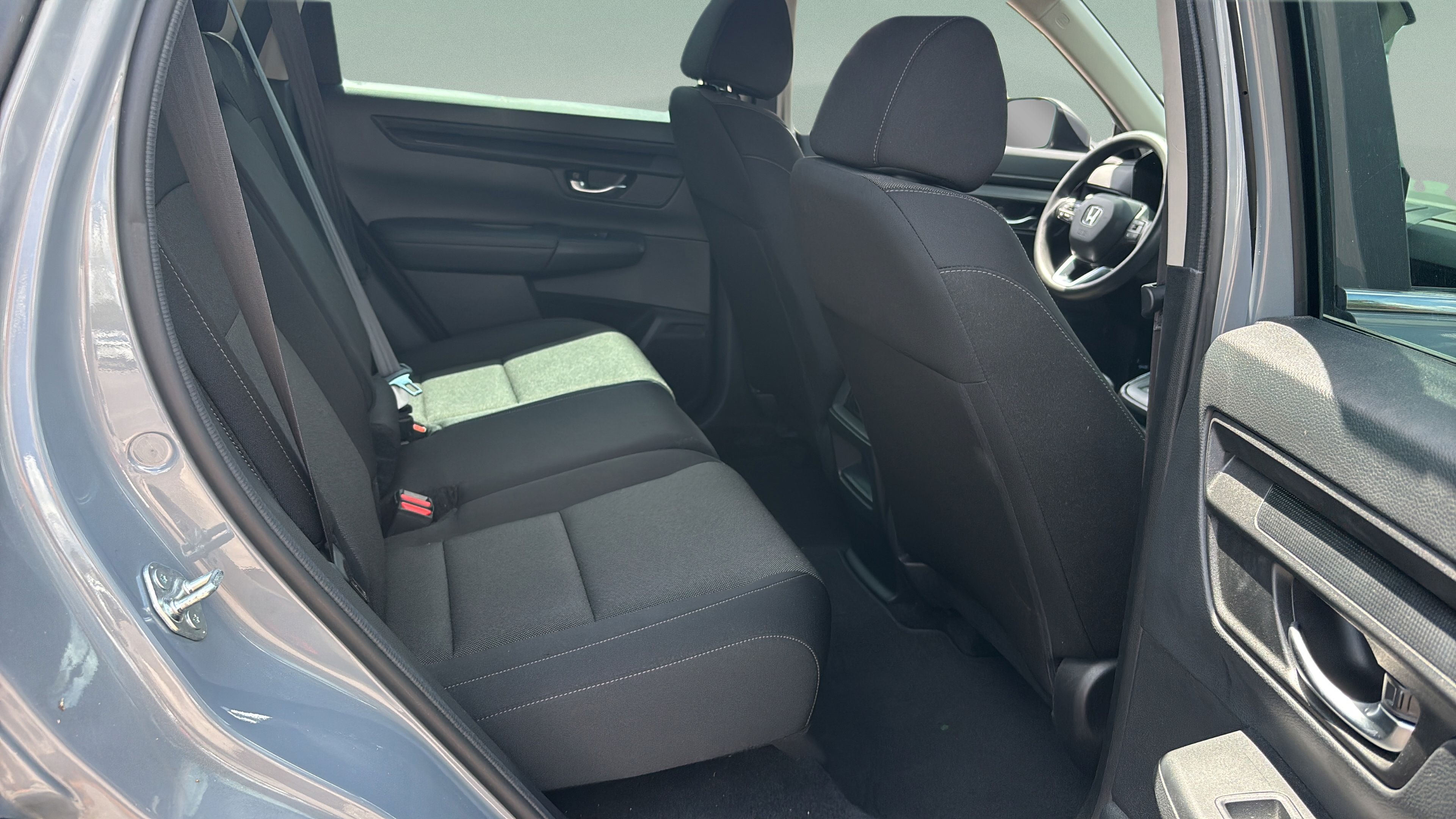 Used 2024 Honda CR-V LX image 14