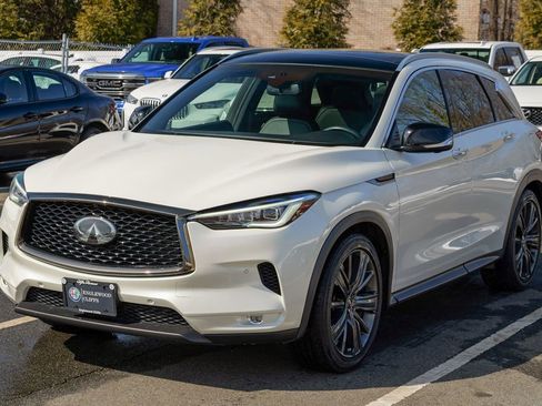 Used 2020 INFINITI QX50 Essential w/ Edition 30 Package image 3