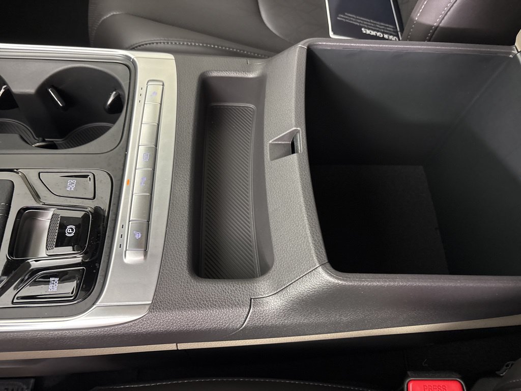 New 2026 Kia Carnival EX FWD image 34