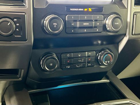 Used 2019 Ford F150 XLT w/ Equipment Group 302A Luxury image 26