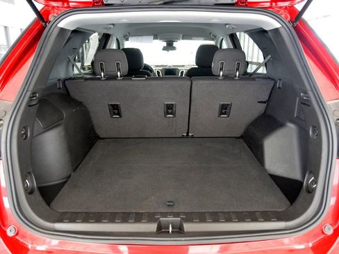 Used 2020 Chevrolet Equinox LT FWD image 29