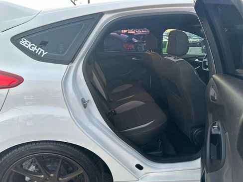 Used 2018 Ford Focus ST image 16