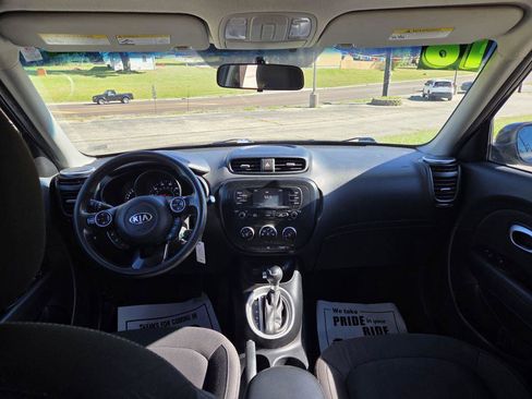 Used 2016 Kia Soul w/ Convenience Package image 6