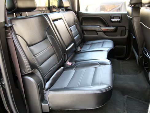 Used 2016 GMC Sierra 2500 Denali w/ Duramax Plus Package image 44