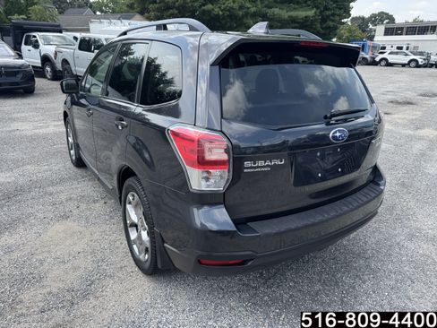 Used 2017 Subaru Forester 2.5i Touring AWD/4WD image 7