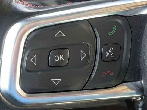 Used 2022 Jeep Wrangler Unlimited Rubicon w/ Cold Weather Group image 18