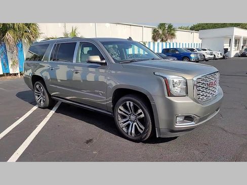 Used 2018 GMC Yukon XL Denali w/ Denali Ultimate Package image 34