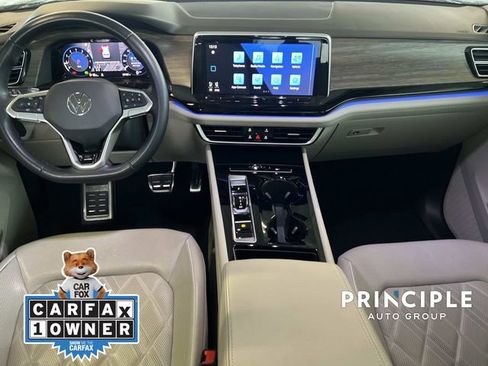 Used 2024 Volkswagen Atlas SEL Premium R-Line image 31