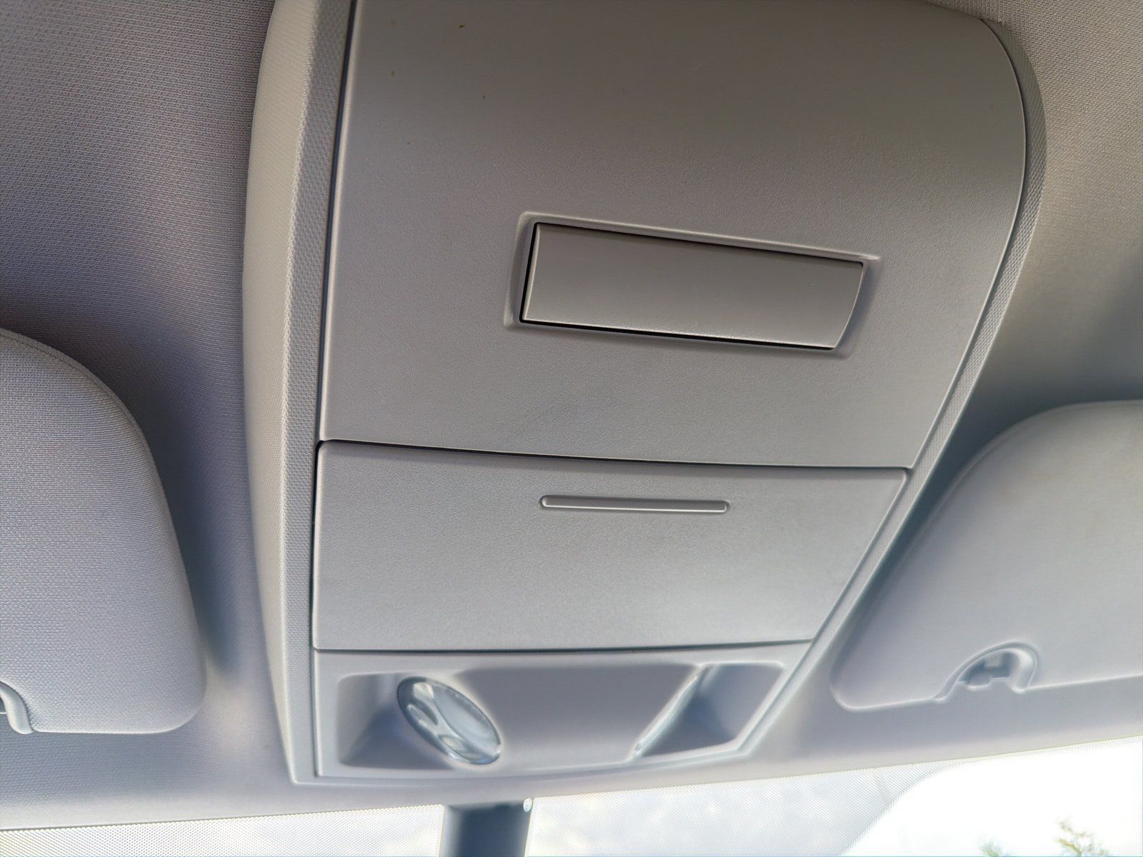 Used 2020 Dodge Grand Caravan SE FWD image 14