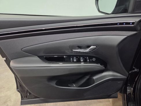 Used 2022 Hyundai Tucson Limited AWD/4WD image 17