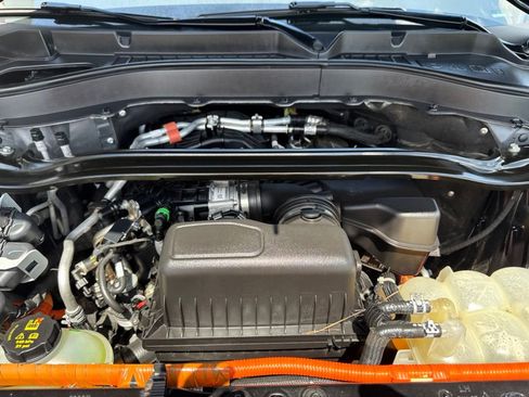Used 2021 Ford Explorer Limited w/ Hybrid Equipment Group 310A RWD image 32