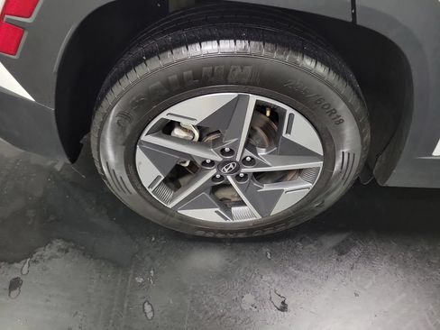 Used 2025 Hyundai Tucson SEL FWD image 12