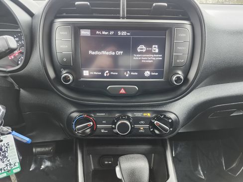 Used 2022 Kia Soul LX w/ Technology Package image 28