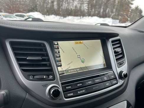 Used 2017 Hyundai Tucson Limited w/ Cargo Package image 18