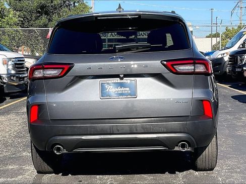Certified 2025 Ford Escape ST-Line AWD/4WD image 3