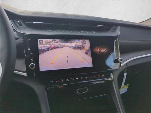 New 2026 Jeep Grand Cherokee Limited image 11