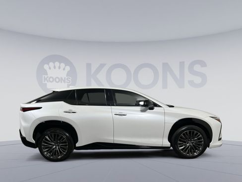 Used 2023 Lexus RZ 450e Premium w/ Accessory Package (2T) image 8