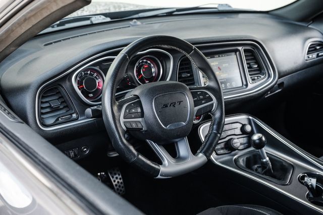 Used 2015 Dodge Challenger SRT w/ Technology Group RWD image 7