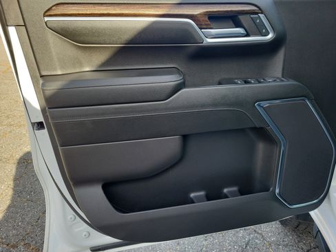 Used 2023 GMC Sierra 1500 Elevation w/ X31 Off-Road Package image 15