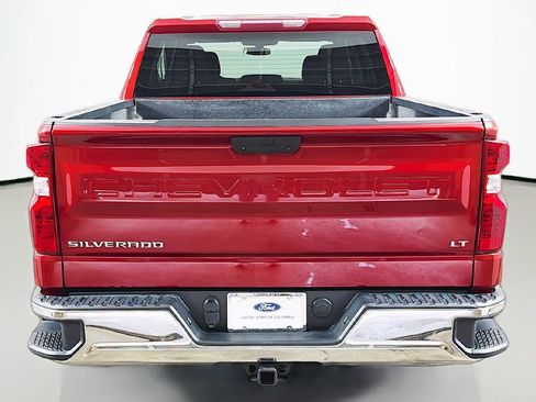 Used 2022 Chevrolet Silverado 1500 LT AWD/4WD image 12