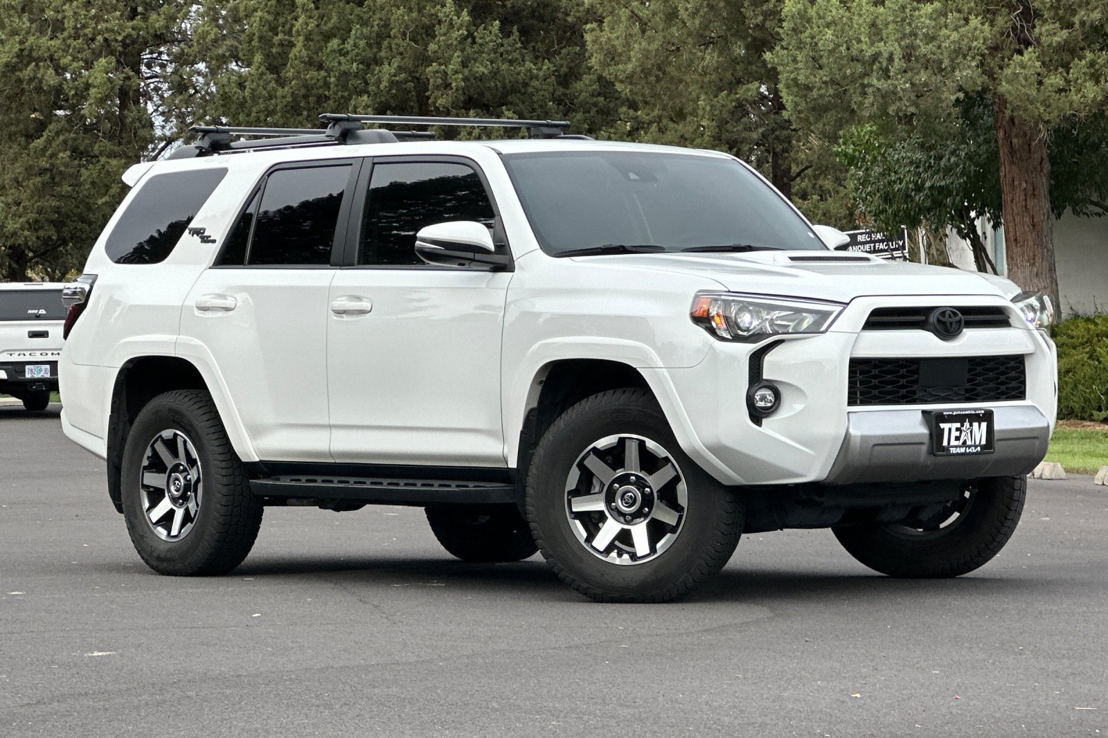 Used 2023 Toyota 4Runner TRD Off-Road Premium w/ Moonroof Package AWD/4WD image 2