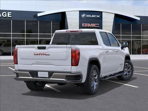 New 2026 GMC Sierra 1500 SLT image 4