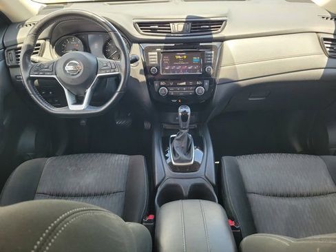 Certified 2020 Nissan Rogue SV FWD image 15