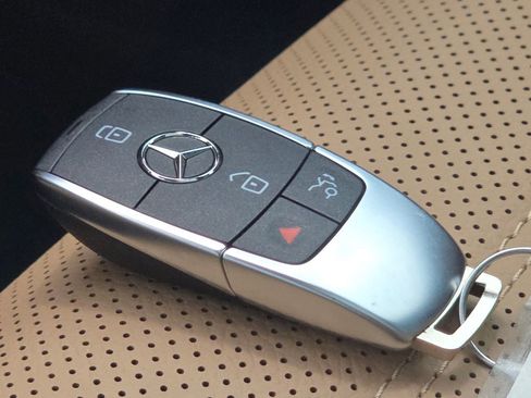 Used 2026 Mercedes-Benz GLE 580 4MATIC image 41