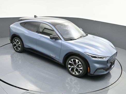 Used 2023 Ford Mustang Mach-E Premium image 30