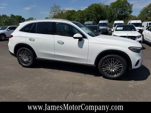 New 2026 Mercedes-Benz GLC 300 4MATIC image 5