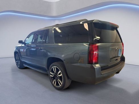 Used 2019 Chevrolet Suburban LT AWD/4WD image 5