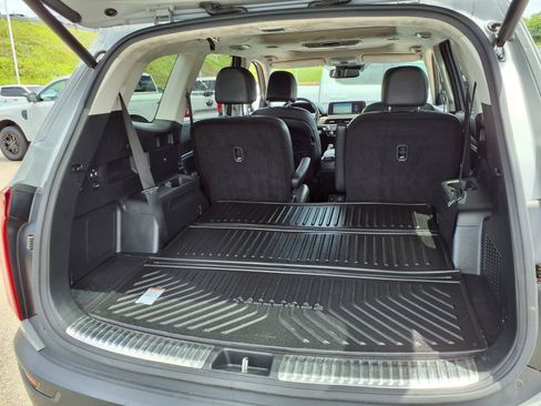 Used 2022 Kia Telluride SX w/ SX Prestige Package AWD/4WD image 11