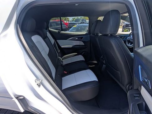 Used 2023 Buick Encore GX Essence w/ Experience Buick Package FWD image 15
