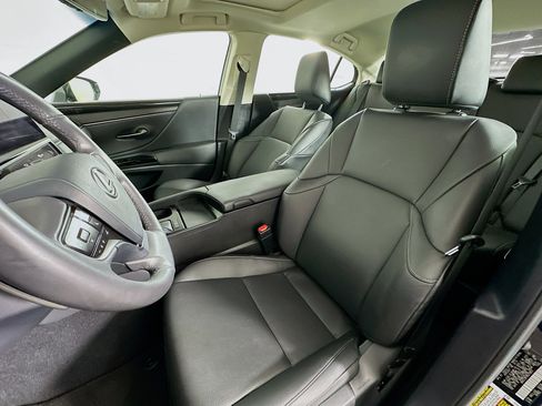 Used 2024 Lexus ES 350 image 13