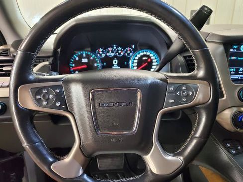 Used 2020 GMC Yukon Denali w/ Denali Ultimate Package AWD/4WD image 23