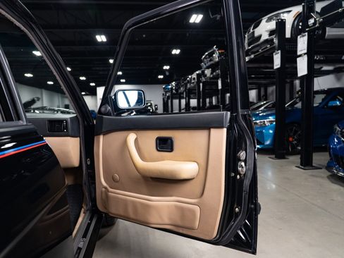 Used 1988 BMW M5 RWD image 64