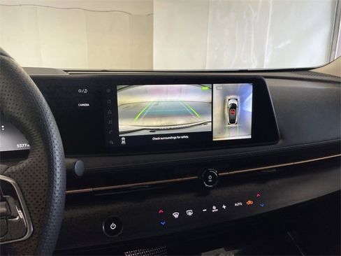 Certified 2025 Nissan Ariya AWD image 29