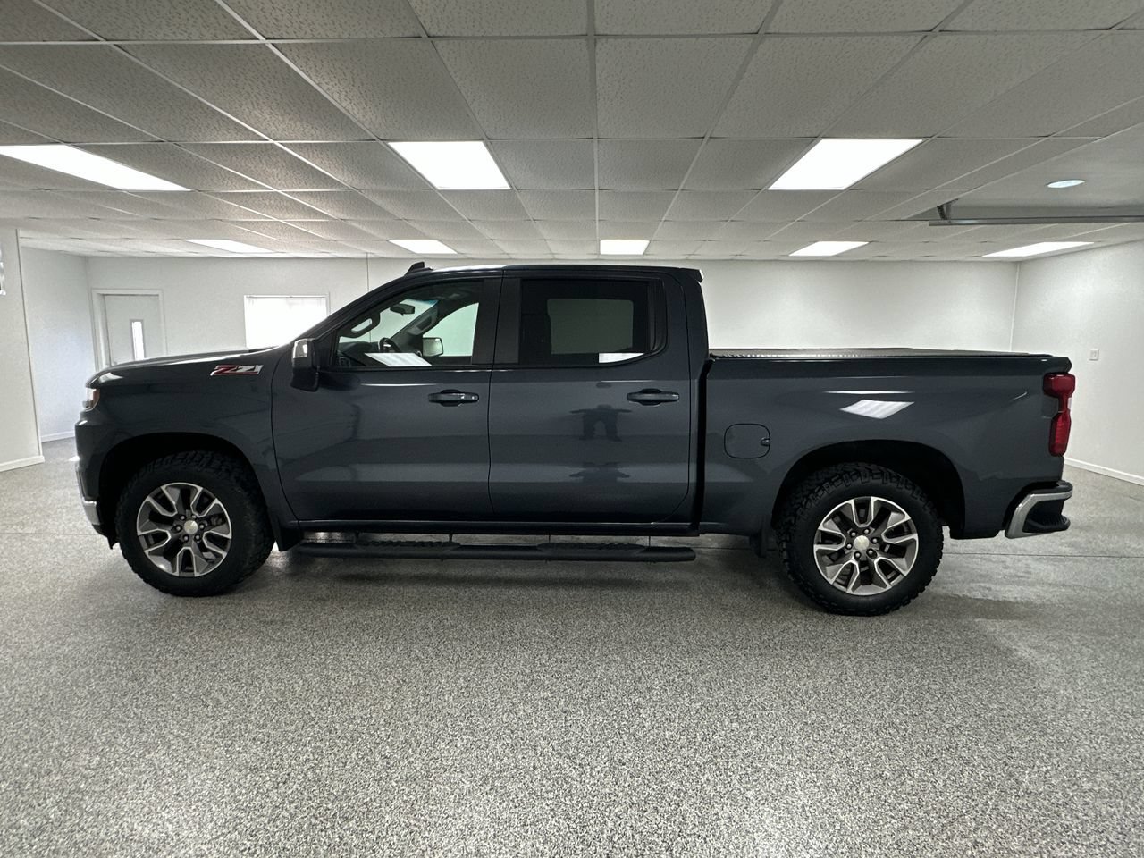 Used 2021 Chevrolet Silverado 1500 LT w/ All Star Edition Plus AWD/4WD image 5