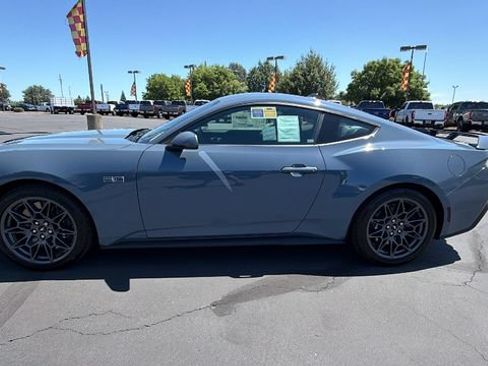 New 2026 Ford Mustang GT Premium w/ GT Performance Package RWD image 7