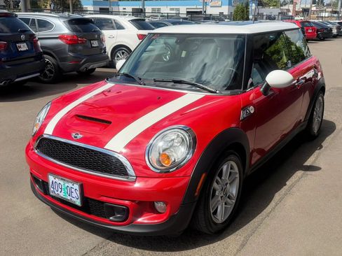 Used 2013 MINI Cooper S FWD image 11