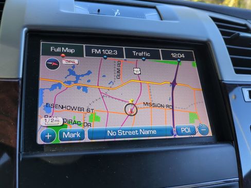 Used 2012 Cadillac Escalade Luxury image 15