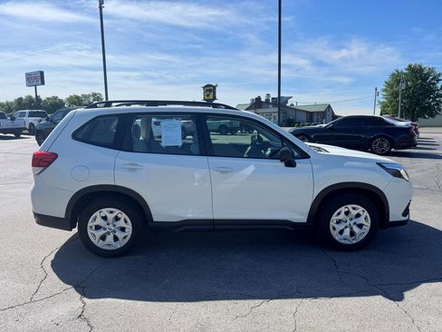 Used 2023 Subaru Forester AWD/4WD image 7