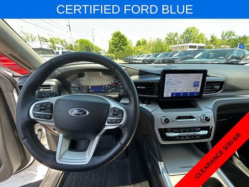 Certified 2023 Ford Explorer XLT w/ Equipment Group 202A AWD/4WD image 21